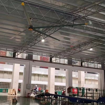 Ein guter Preis. Wechselstrombetriebener und erschwinglicher 7,3m 24FT Industrieelektrischer Deckenventilator für große Fabriken Online