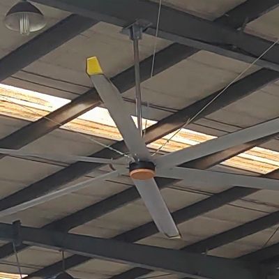 Ein guter Preis. 5.5m 18FT HVLS Deckenventilator für Restaurant Direkt und Produktionsanlage Hochspannung Online